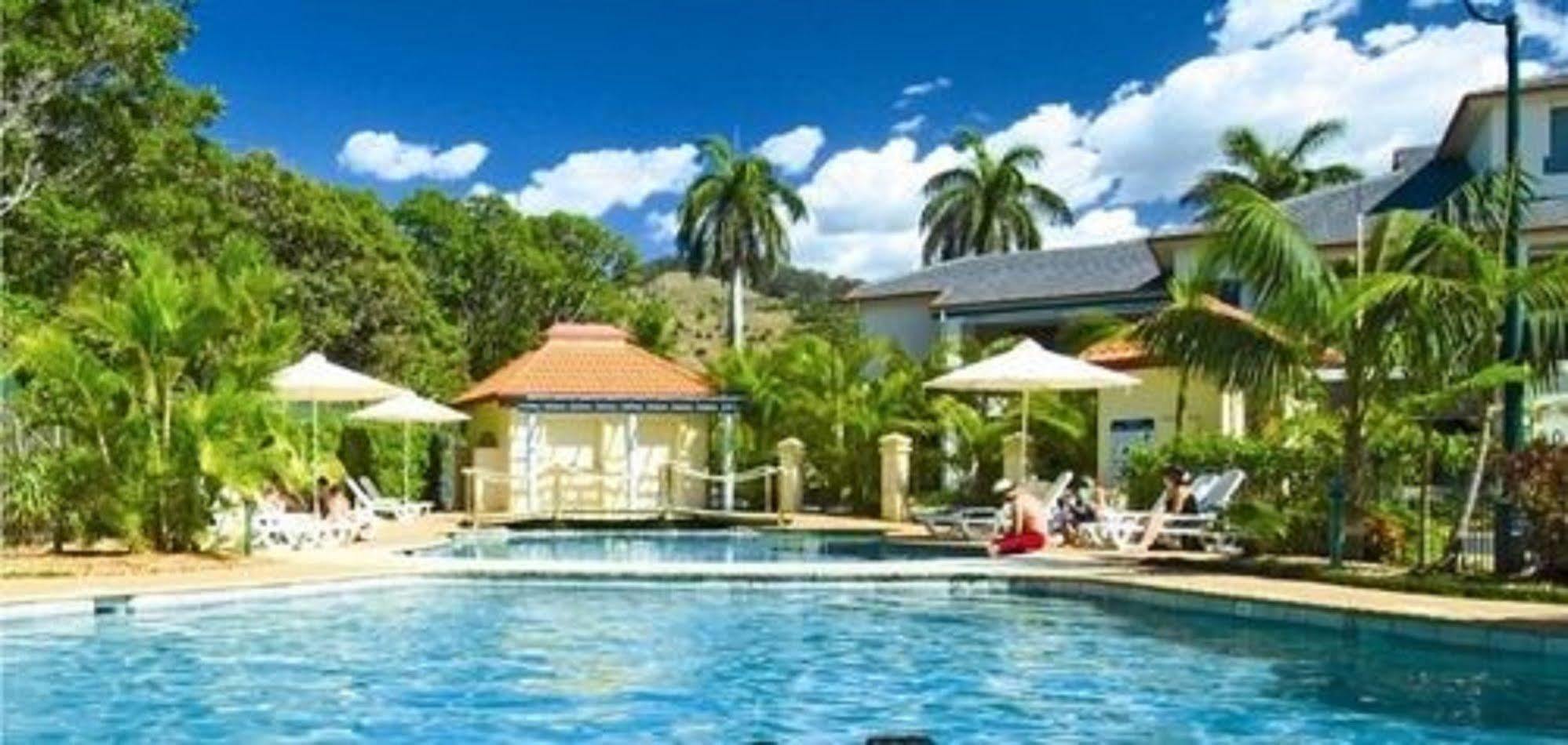 Aqualuna Beach Resort Sapphire Beach Eksteriør bilde